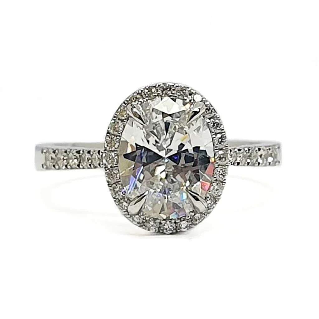 Пръстен с топаз 3,14 карата и диаманти 0,25 карата