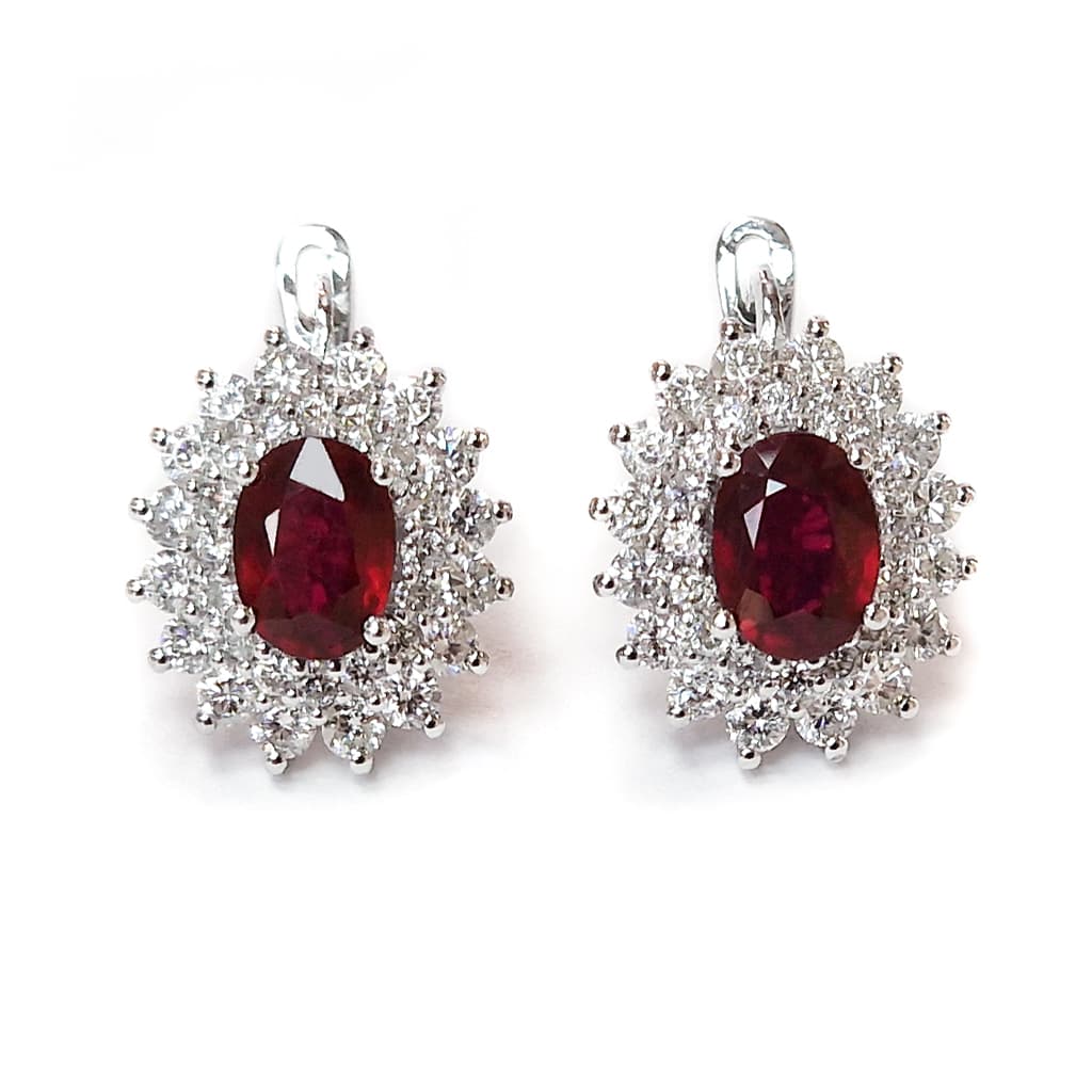 Обеци с рубини и диаманти от бяло злато 14 к.