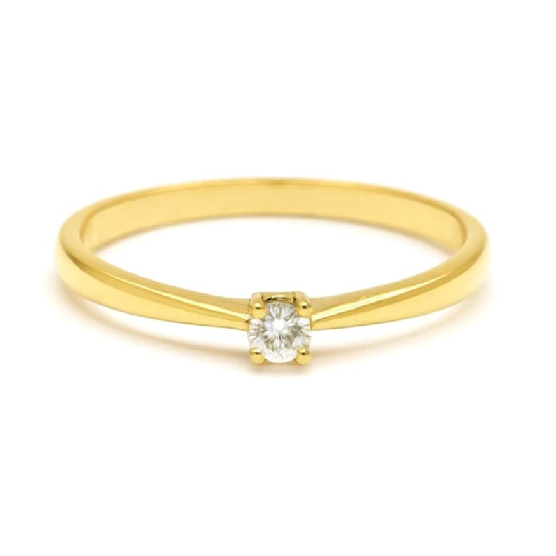 Годежен пръстен от жълто злато с диамант 0,12 карата